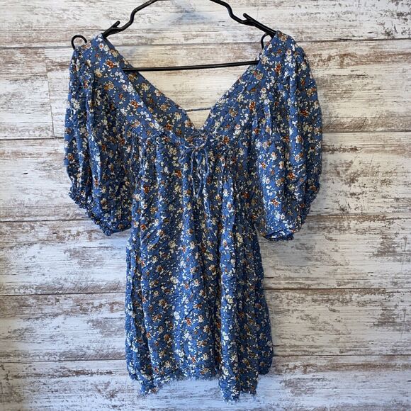 Millibon Blue Floral Boho Tunic Top Size Medium - Picture 2 of 4